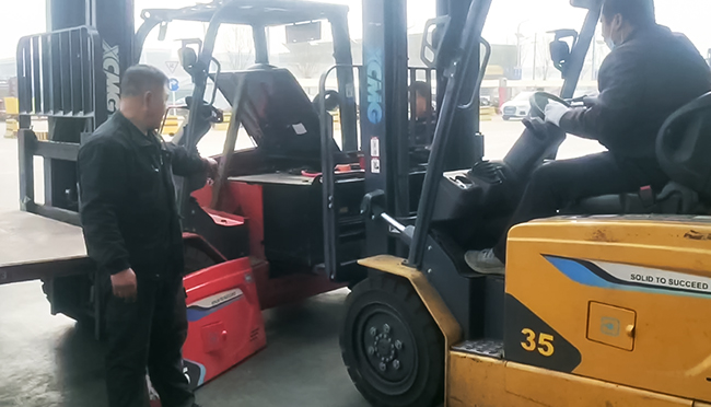 徐工新能源叉車：以方案營(yíng)銷引領(lǐng)物流園區(qū)綠色低碳轉(zhuǎn)型